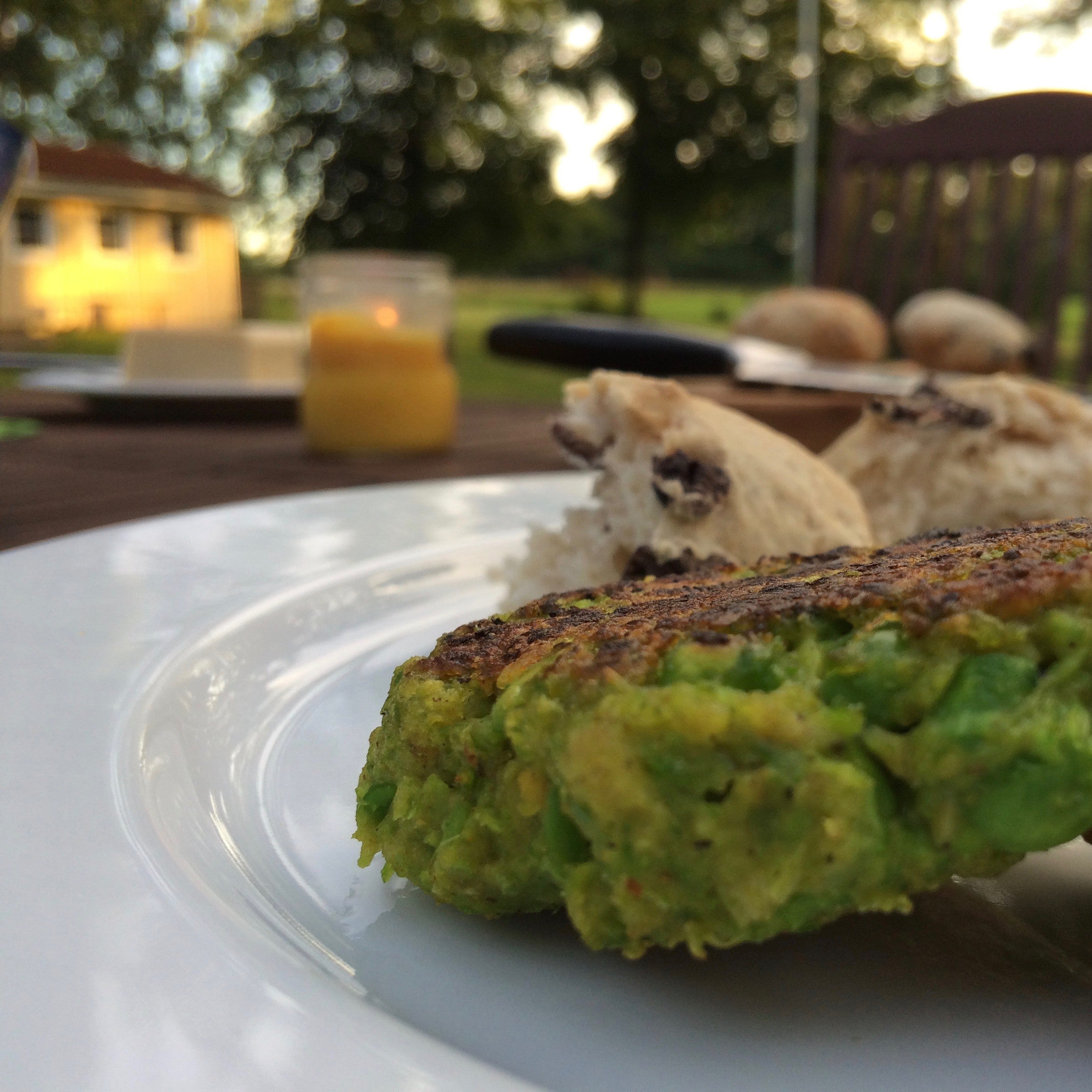 Vegan Summer Peas Burgers in the Danish setting sun