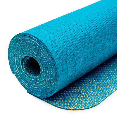 CompleteGrip™ Eco Yoga Mat - Complete Unity Yoga - Ocean Teal Blue close up side grip texture #colour_new-ocean-teal-blue